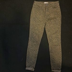 High Rise Leopard Jeans